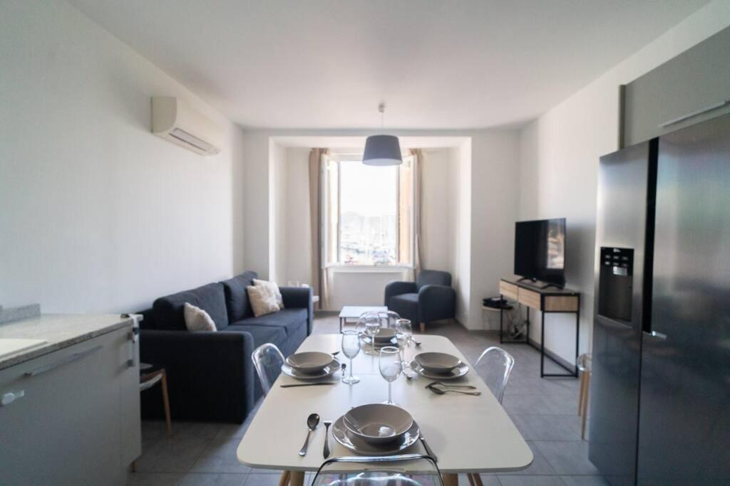 Appartement T4 Vue Mer Proche Gare Et Centre Ville Ajaccio  Exterior photo